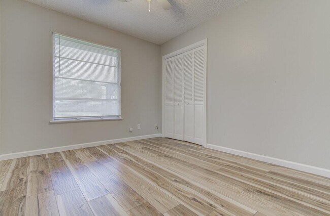 Building Photo - 1523 Weyford Dr