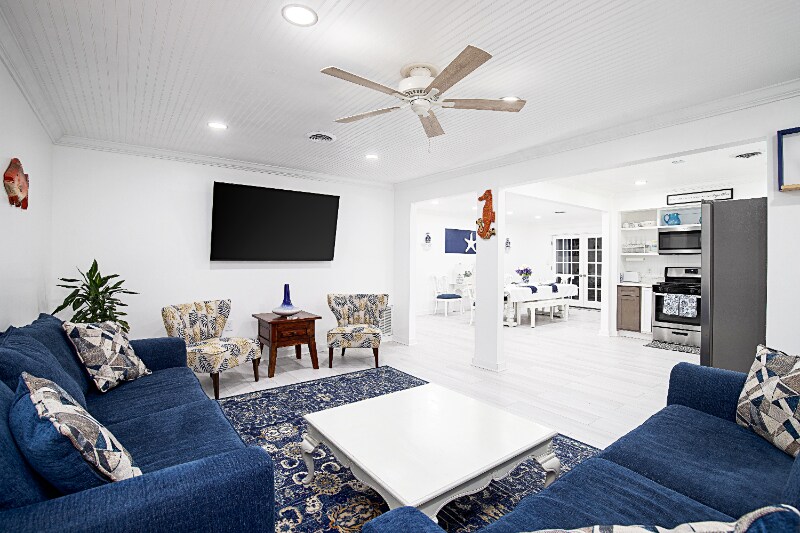 Building Photo - 583 Pocahontas Dr