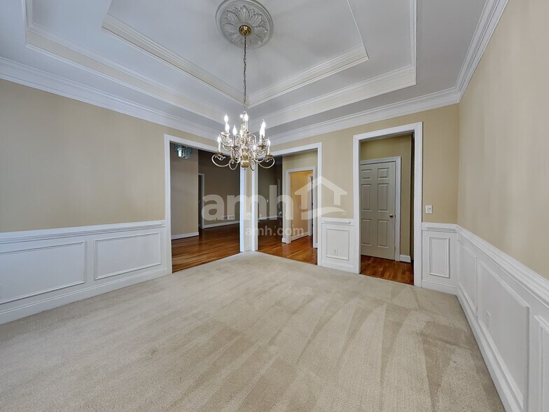 Building Photo - 4850 Duncans Lake Dr NE