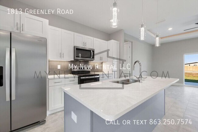 Building Photo - 1813 Greenley Rd