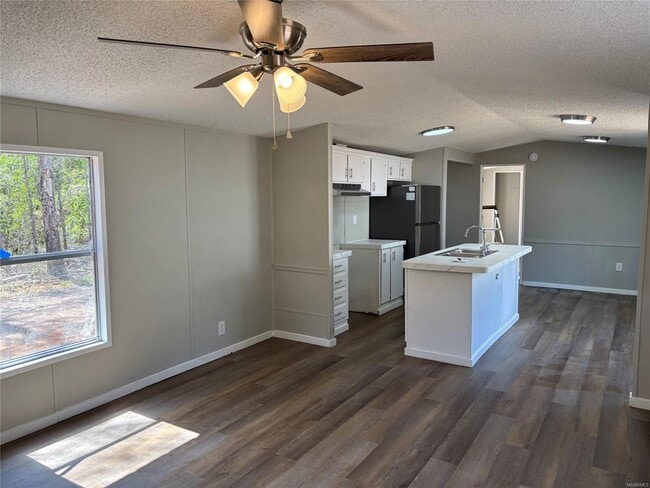 Building Photo - 1322 Aquila Dr