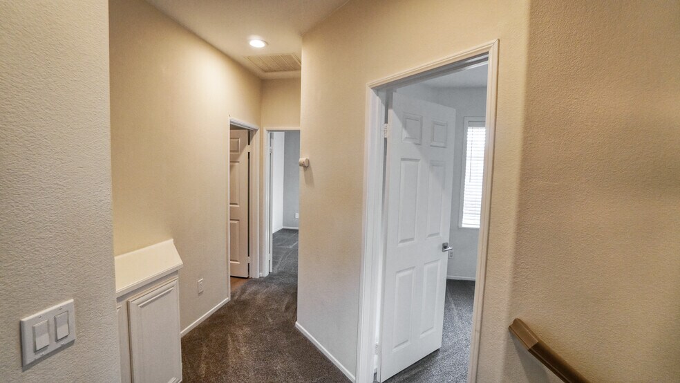 Building Photo - 4499 Brisbane Way