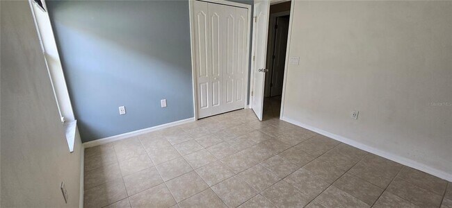 Building Photo - 2227 Oakington St