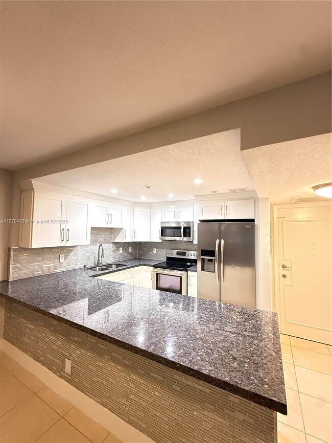Building Photo - 1801 S Ocean Dr