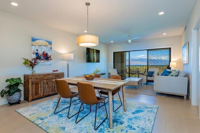 Building Photo - 2 bedroom 2 bath Wailea Beautifully Furnis...