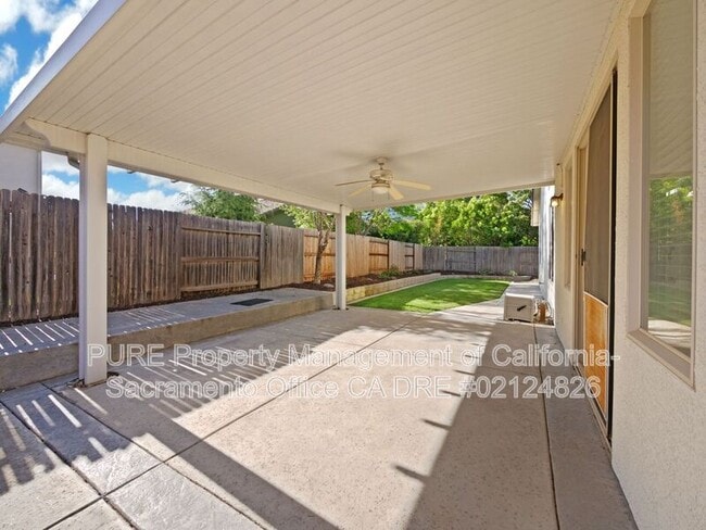 Building Photo - 1732 Bamboo St