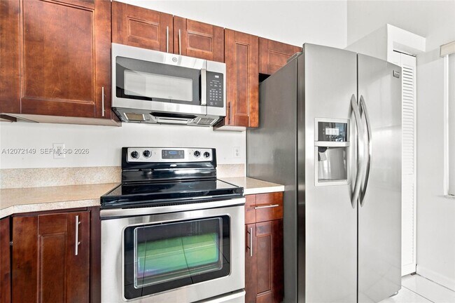 Building Photo - 7336 Granada Way