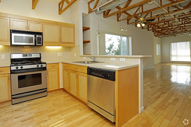 Interior Photo - Amber Oak Townhomes