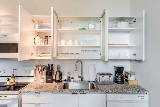 Building Photo - 309 Vine St