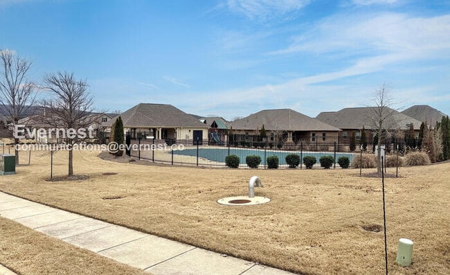 Building Photo - 130 Shrewsberry Dr