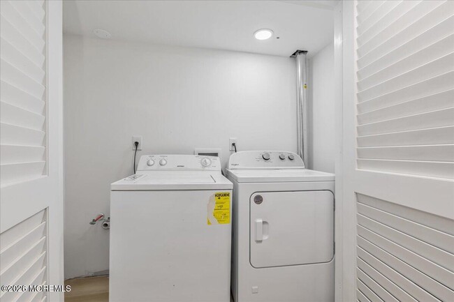 Building Photo - 1001 Norwood Ave