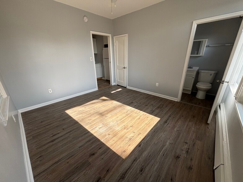 Bedroom - 6045 Old Washington Rd