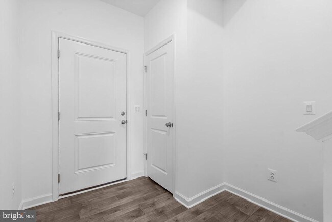 Building Photo - 2604 Cougar Ln