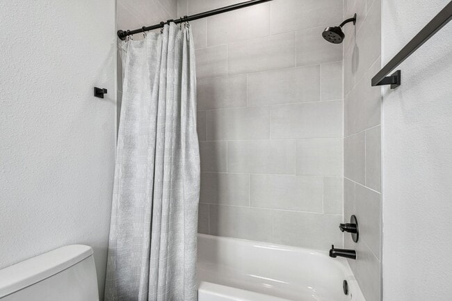 Building Photo - Modern Townhome For Lease in downtown St Pete and Warehouse Arts District