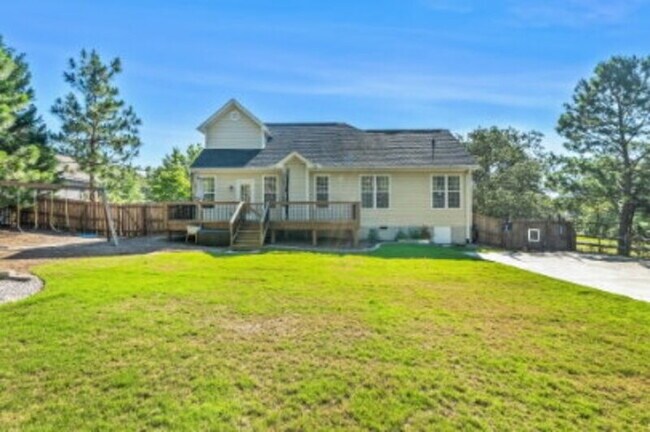 Building Photo - 190 Diamondhead Dr S