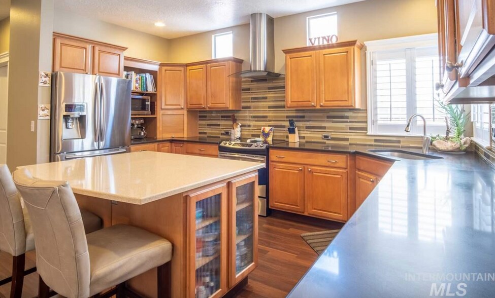 Building Photo - 218 S Parkinson Pl