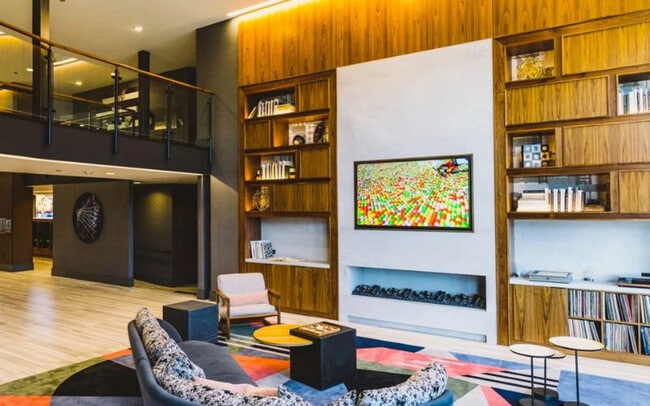 Building Photo - 3699 Lenox Rd NE