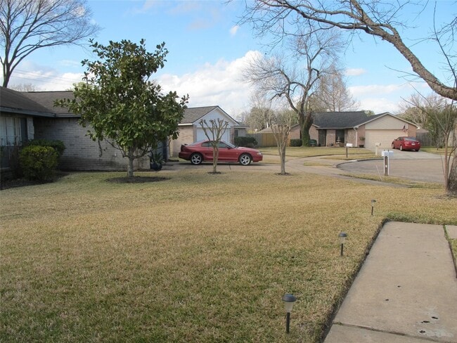 Building Photo - 14207 Long River Ct