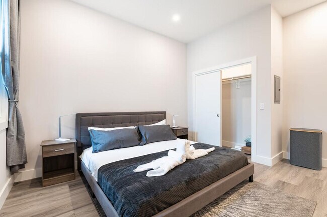 Building Photo - 3012 Steiner St