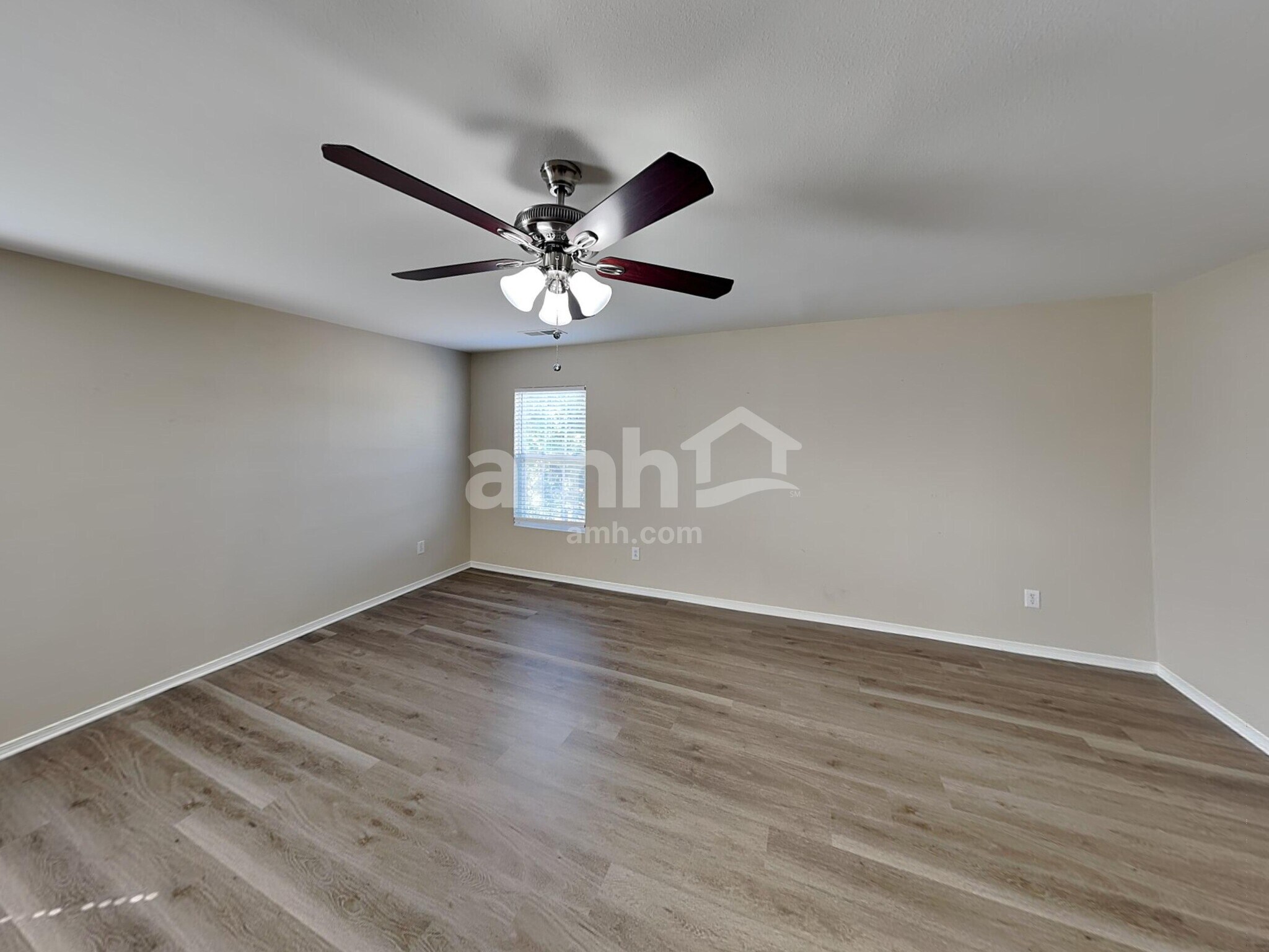 Building Photo - 5118 Valcourt Rd