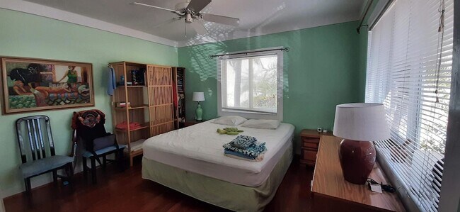 Building Photo - 3015 Seville St