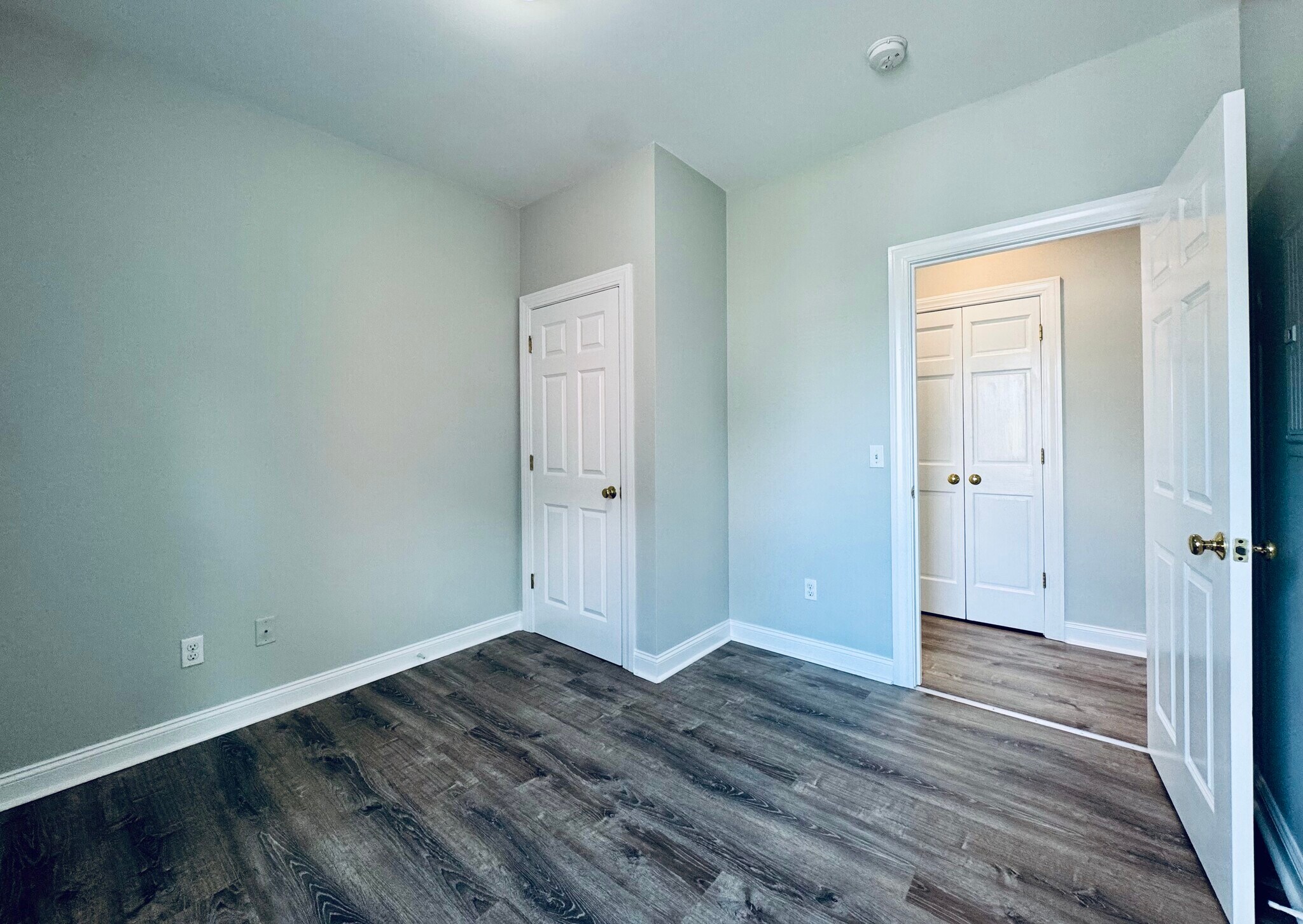 Building Photo - 102 Ruggles St