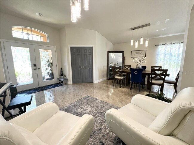 Building Photo - 31244 Crestmont Ct