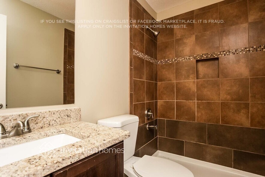 Building Photo - 4010 Shaded Oasis Ln