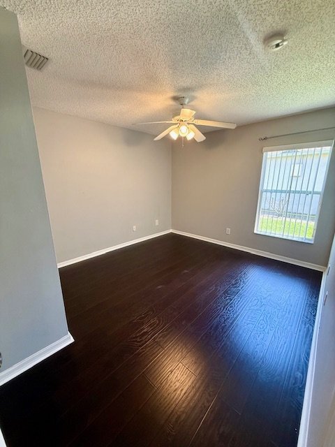 Building Photo - 1207 Auburn Lakes Dr