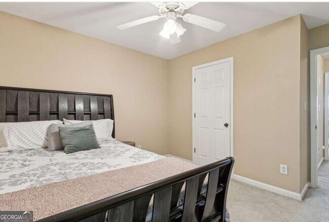 Building Photo - 1601 Signal Flag Way