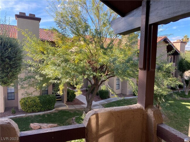 Building Photo - 4027 Nook Way