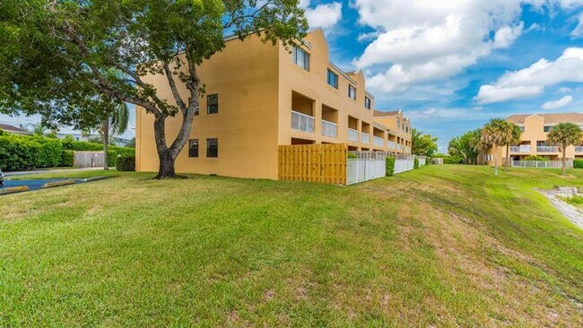 Building Photo - 5200 NW 31st Ave