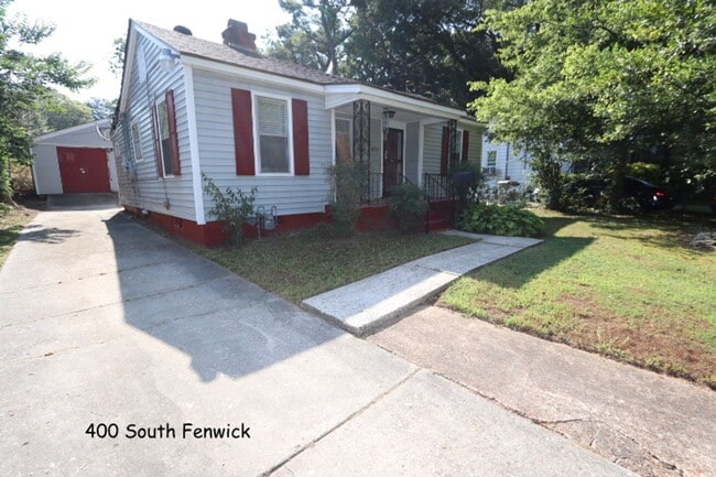 Primary Photo - 1 block from Chickasaw Gardens