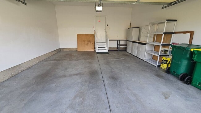 Building Photo - Ranch Townhome in The Broadlands