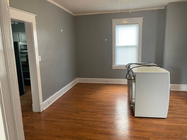 Building Photo - Large house on the North Side of town! Central HVAC, Laundry, Large yard, all appliances.