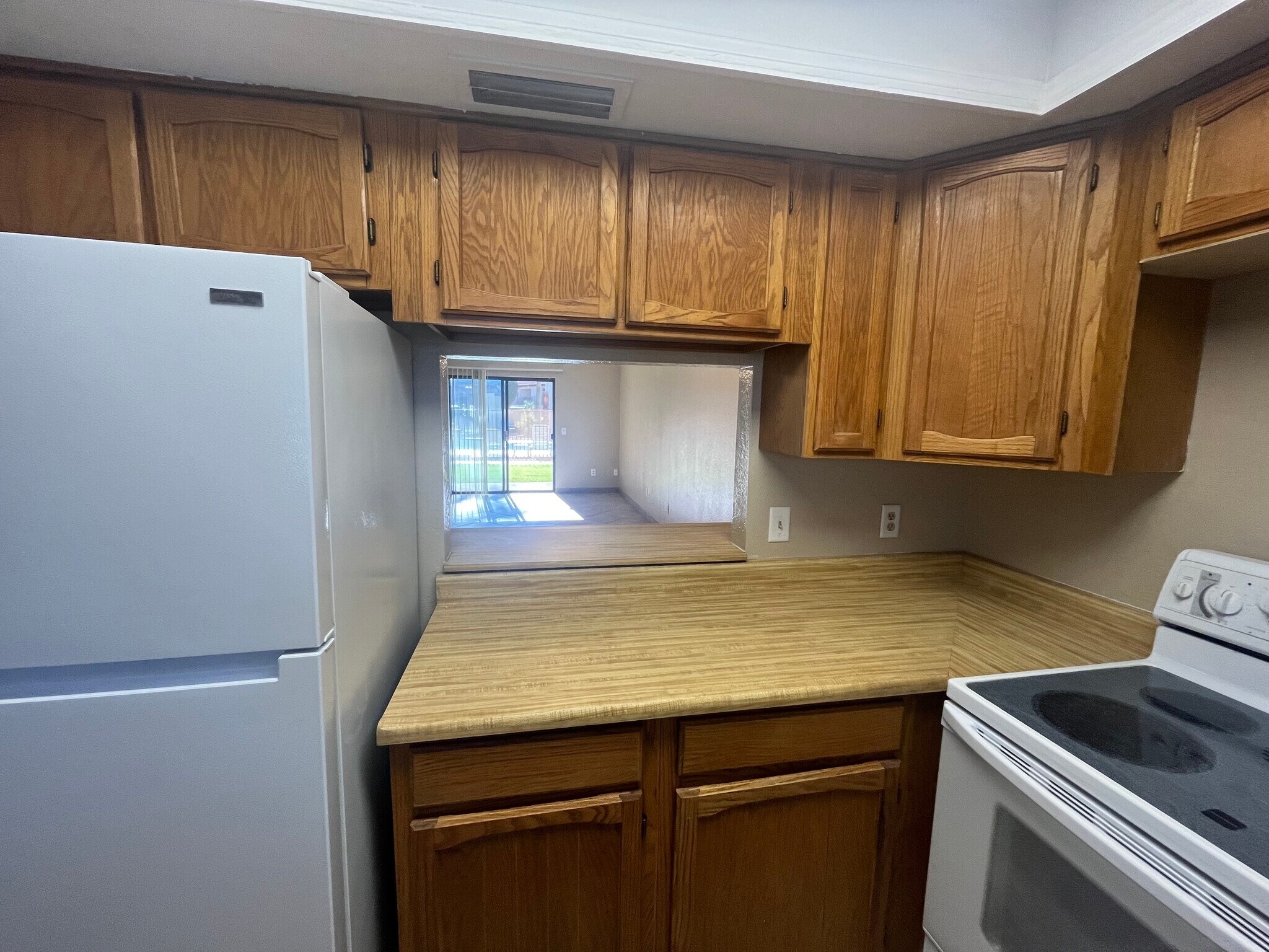 Building Photo - 371 Lake Havasu Ave N