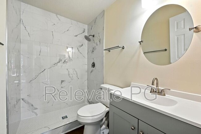 Building Photo - 7806 Balineen Ct