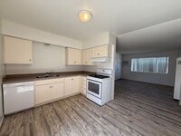 Building Photo - 962 - Down Property