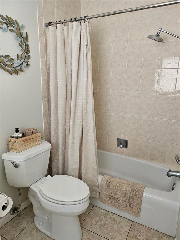 Building Photo - 220 Park Blvd N