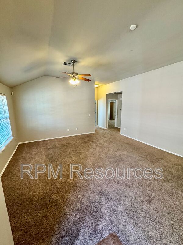 Building Photo - 2432 NW 197th St