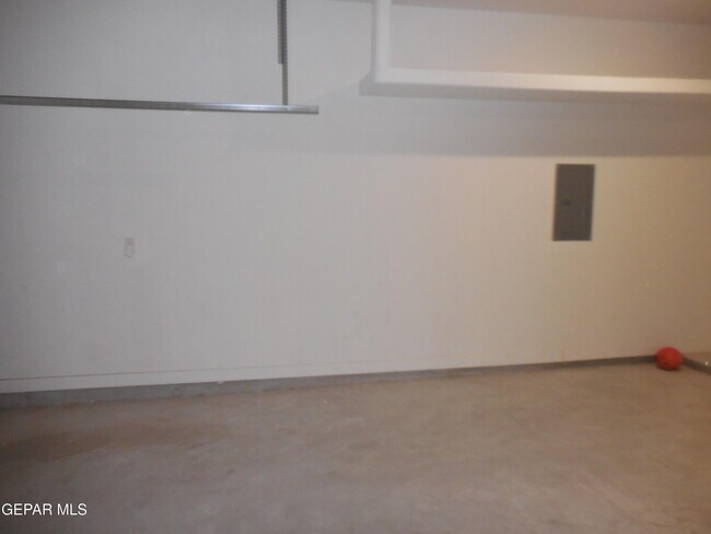 Building Photo - 13425 Emerald Crystal Dr