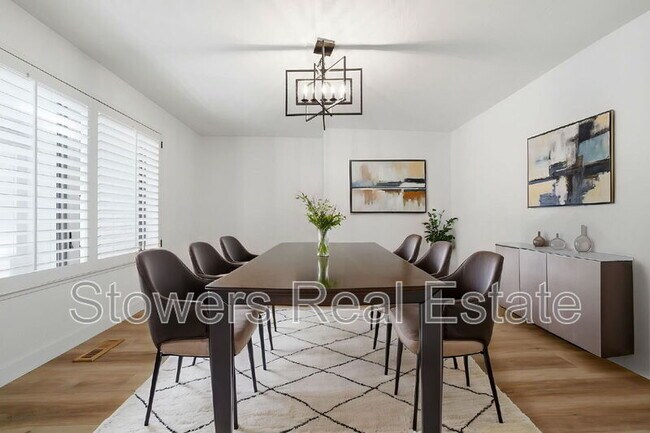 Building Photo - 155 Mountain Canyon Pl