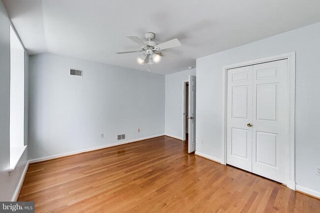 Building Photo - 4736 Massachusetts Ave NW