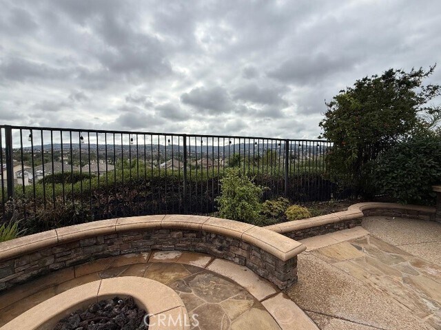 Building Photo - 27761 Daisyfield Dr