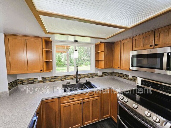 Building Photo - 4401 Big Beef Crossing NW