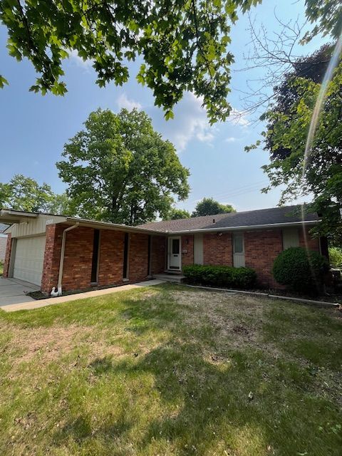 Building Photo - 27030 Berkshire Dr