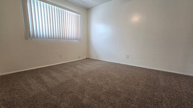 Building Photo - 516 Mar Vista Ave