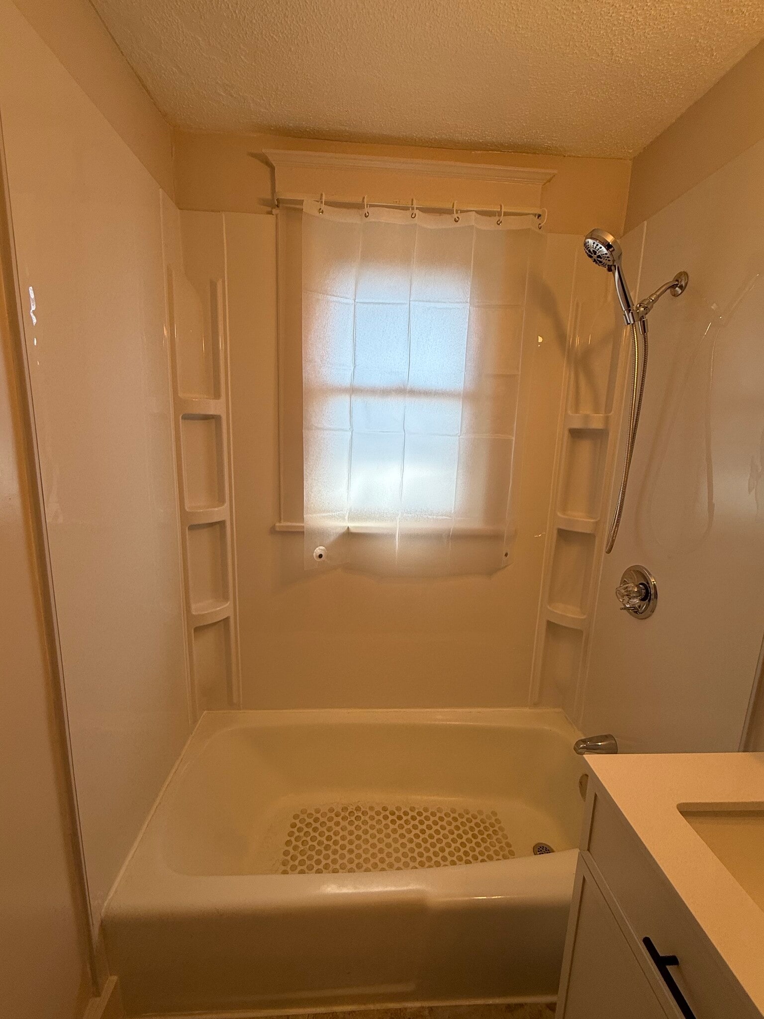 Building Photo - 315 N 10th St