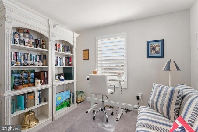 Building Photo - 35302 Wright Way