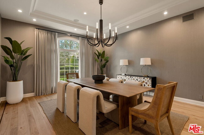 Building Photo - 280 Homewood Rd